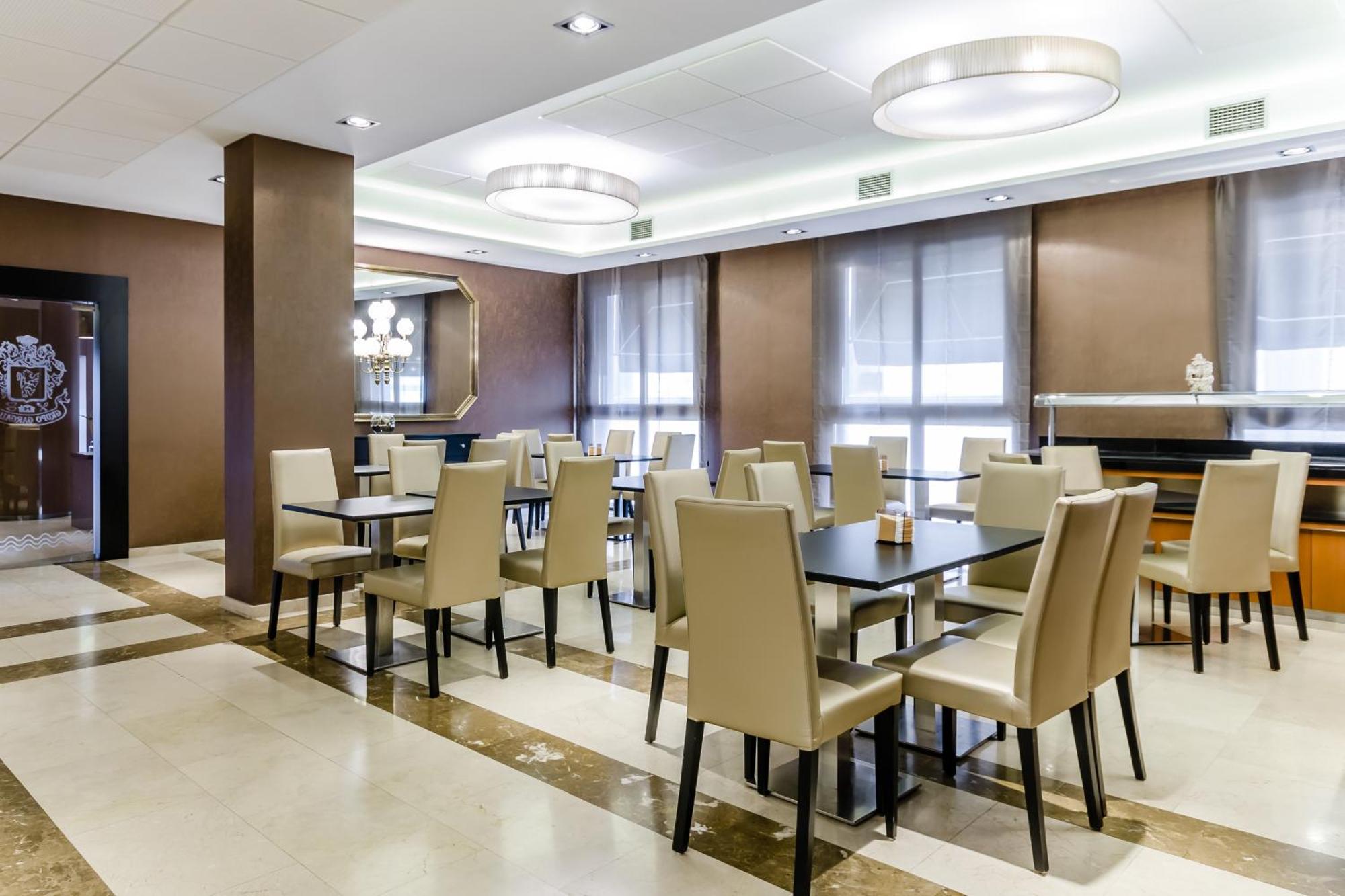 Hotel Reina Cristina Теруель Екстер'єр фото